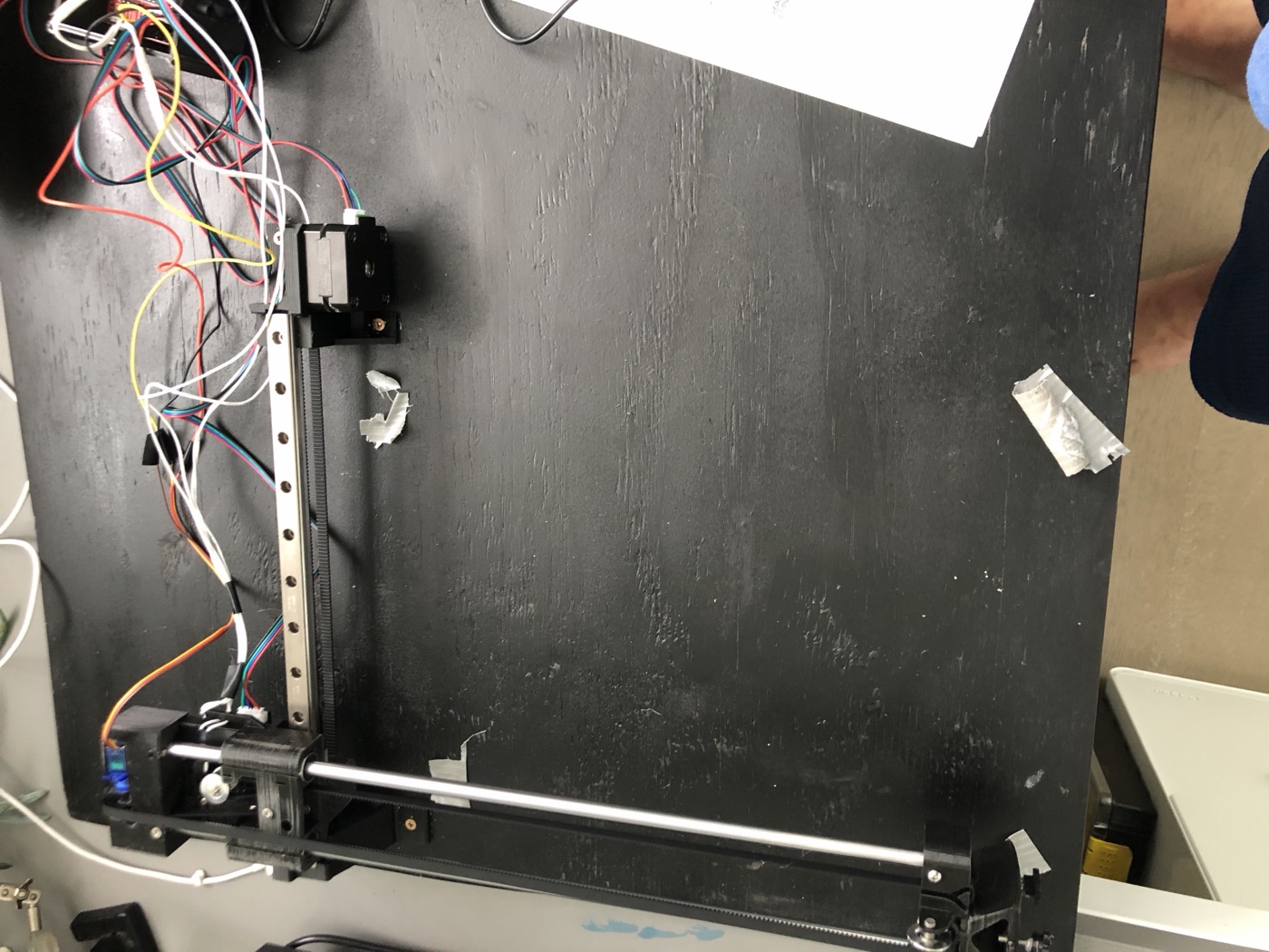 The machine on its board: CNC shield top-left, X/Y steppers, servo pen lift